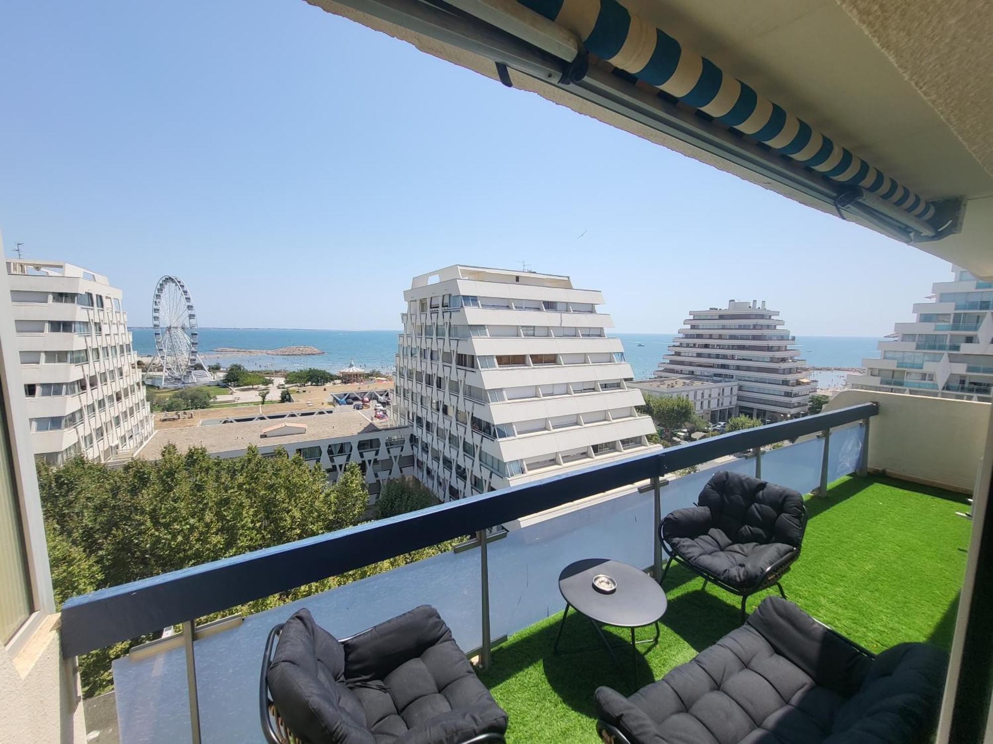 Appartement Lumineux Avec Vue Sur Mer A 50 M De La Plage Et Du Centre La Grande Motte Luaran gambar