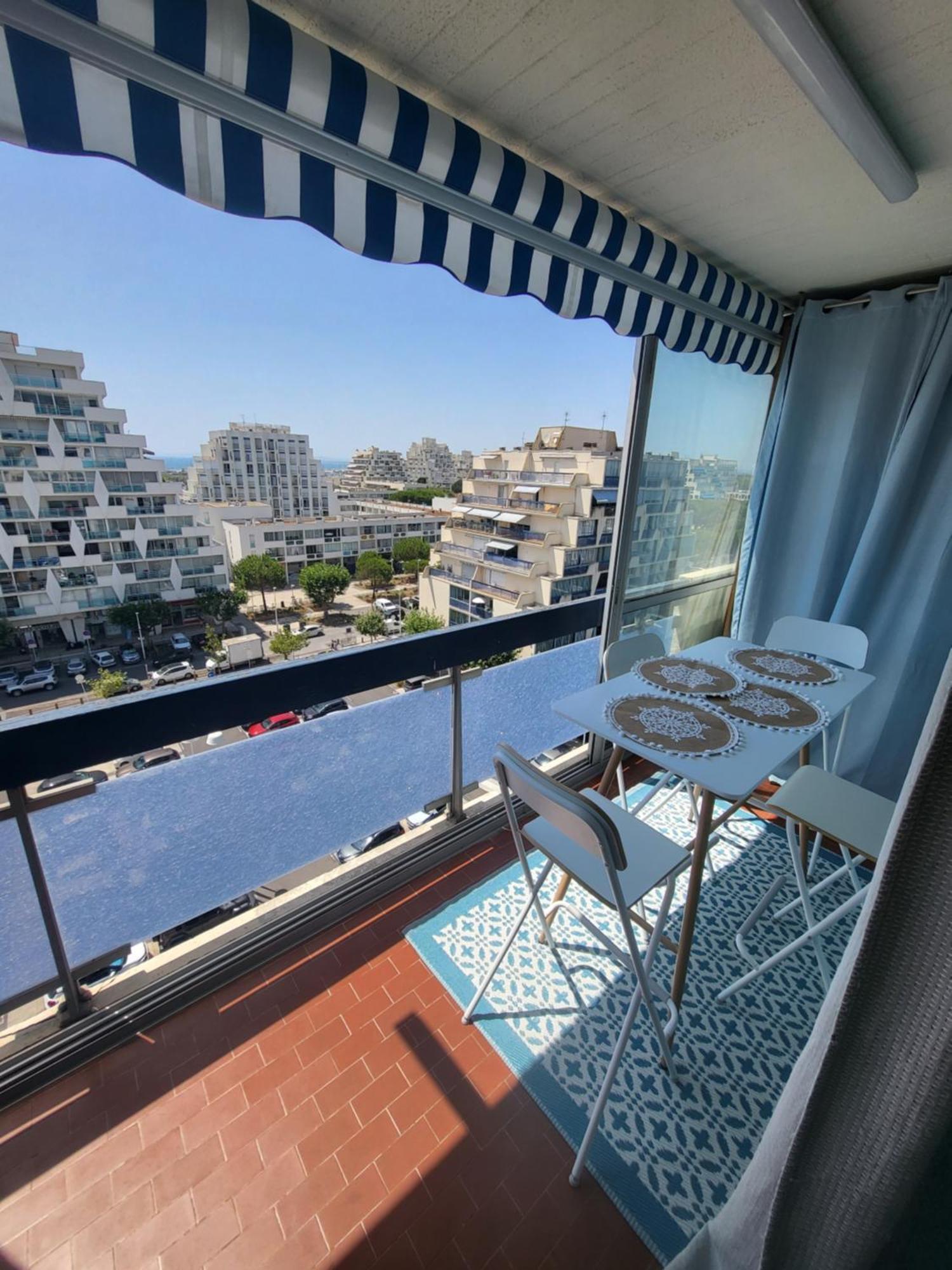 Appartement Lumineux Avec Vue Sur Mer A 50 M De La Plage Et Du Centre La Grande Motte Luaran gambar