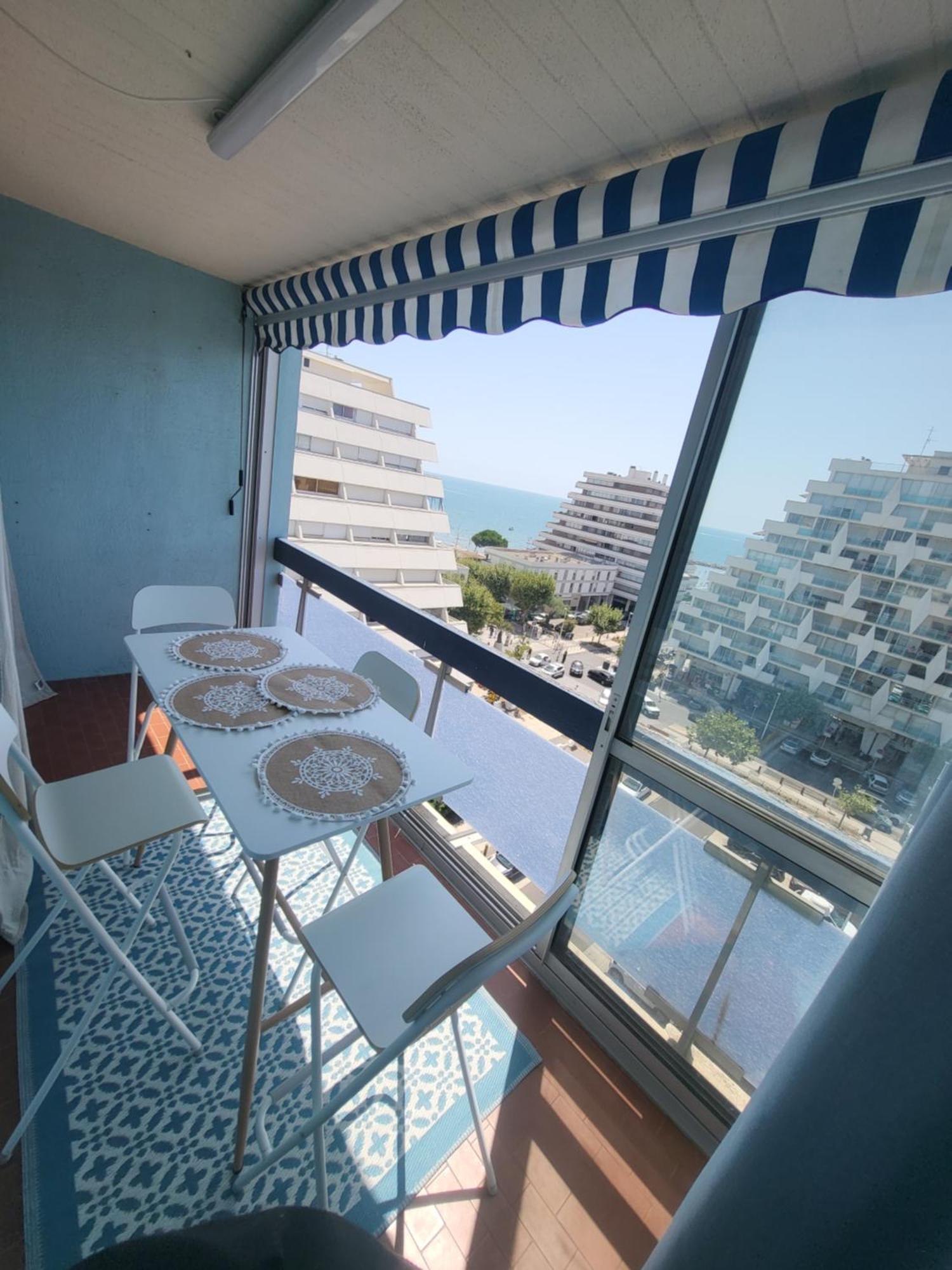 Appartement Lumineux Avec Vue Sur Mer A 50 M De La Plage Et Du Centre La Grande Motte Luaran gambar